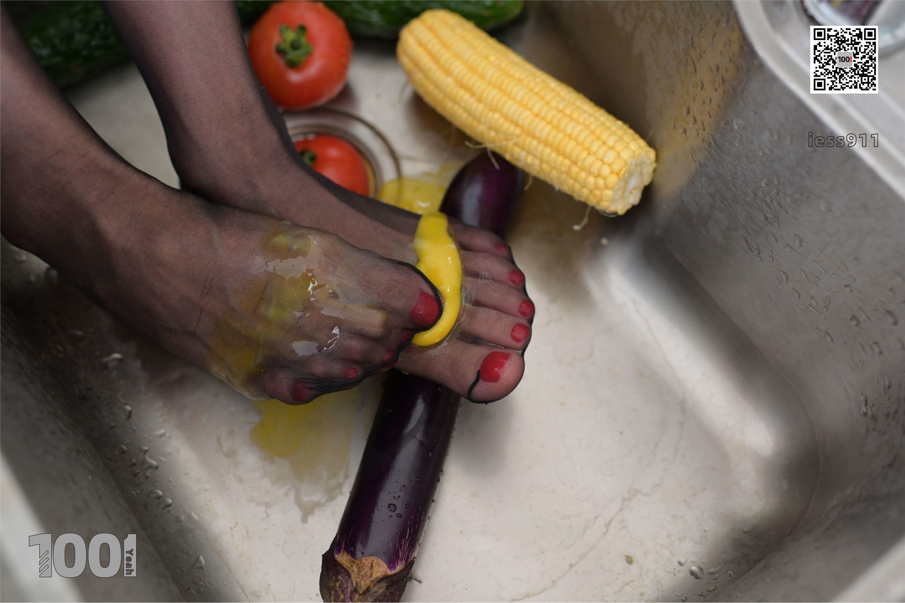 IESS异思趣向  一千零一夜 模特：Lucy《厨房里的妻子2》